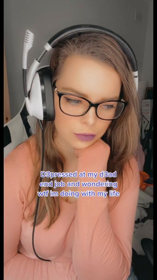 Post 9 by Mercy Makes | Twitch Streamer on TikTok (video)