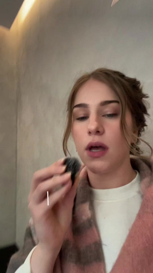 Post 7 by AlauraBidingCitizen on TikTok (video)