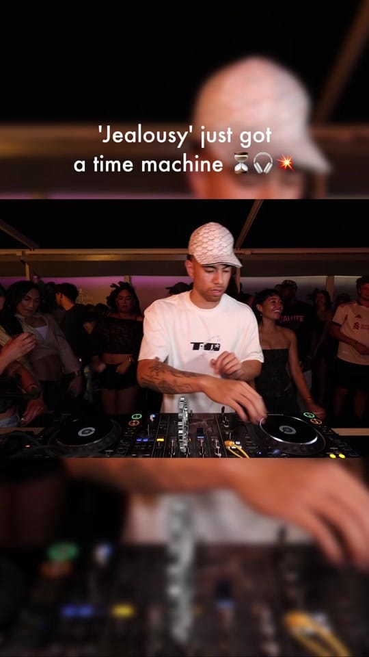 Post 5 by Wednesdaylinkup on TikTok (video)
