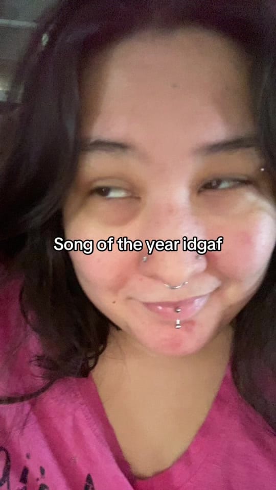 Post 6 by Keely⁷ [51%] on TikTok (video)