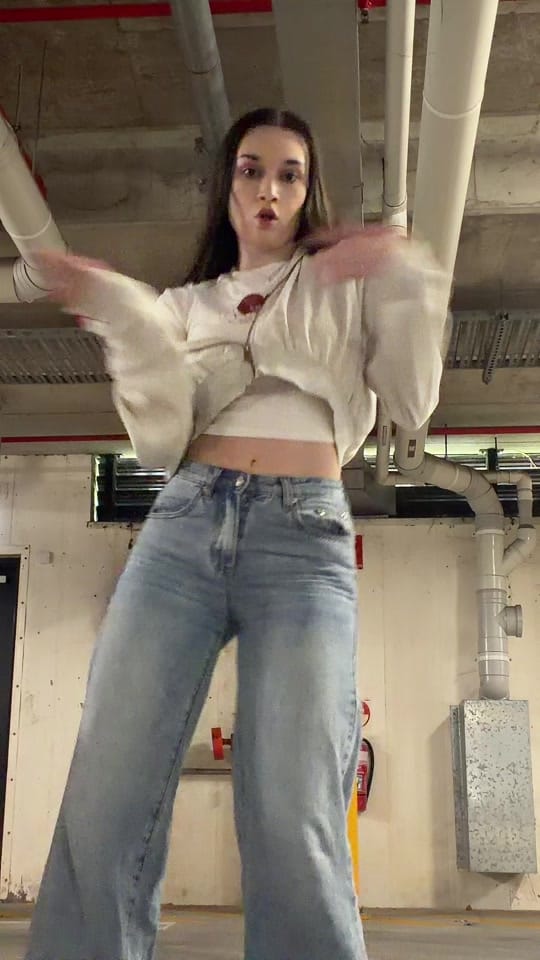 Post 6 by Morgan🦈 on TikTok (video)