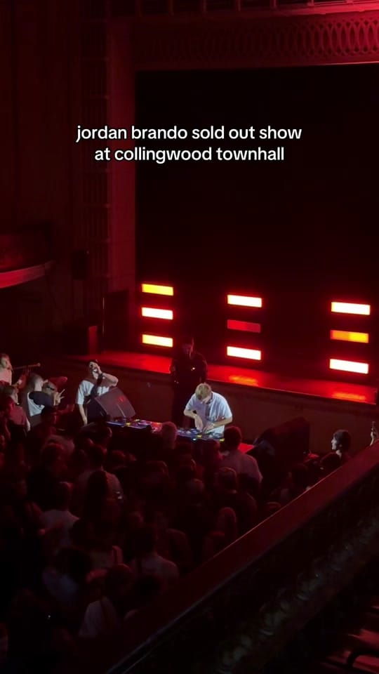 Post 4 by Novel on TikTok (video)