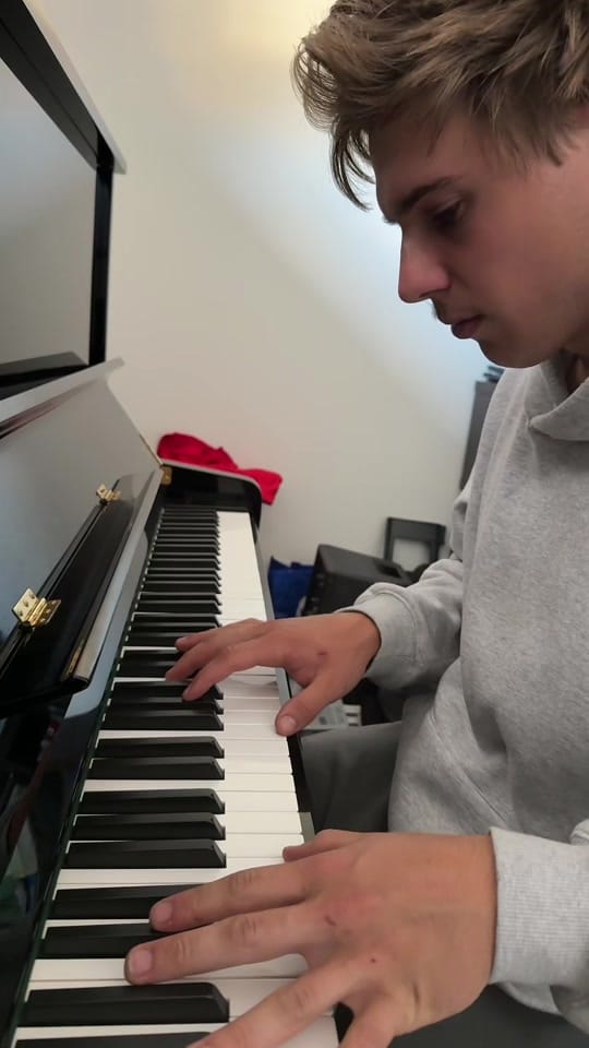 Post 4 by Nicholas Storm on TikTok (video)