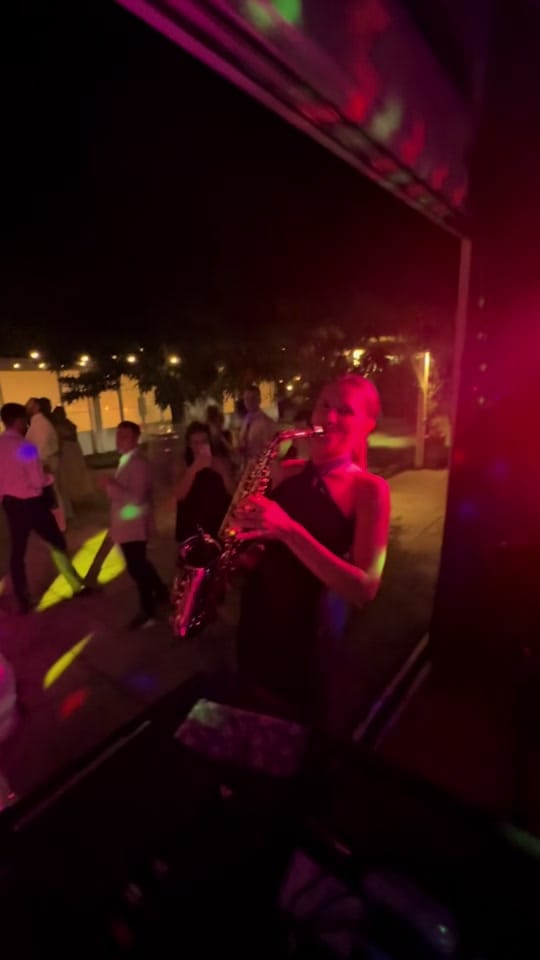 Post 6 by julietjonesax on TikTok (video)