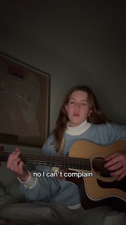 Post 9 by Sydney Sterlace on TikTok (video)