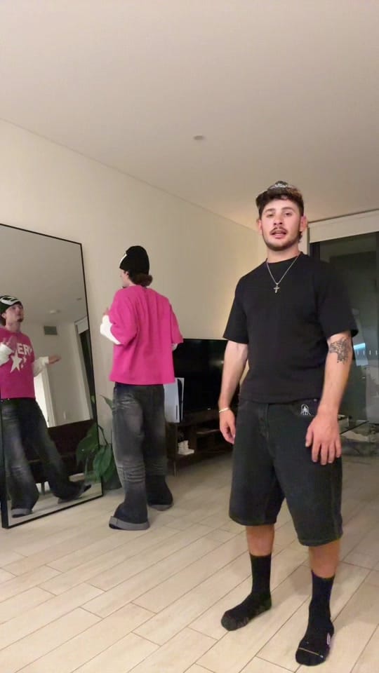 Post 8 by stringy on TikTok (video)