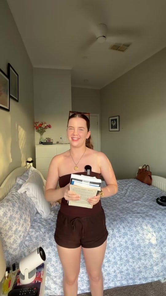 Post 3 by Hannah Sisson on TikTok (video)