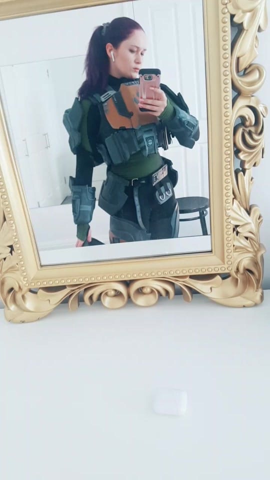 Post 10 by NeverFreeDollscosplay on TikTok (video)