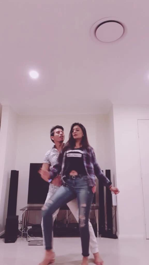 Post 10 by iNoor Hakim on TikTok (video)
