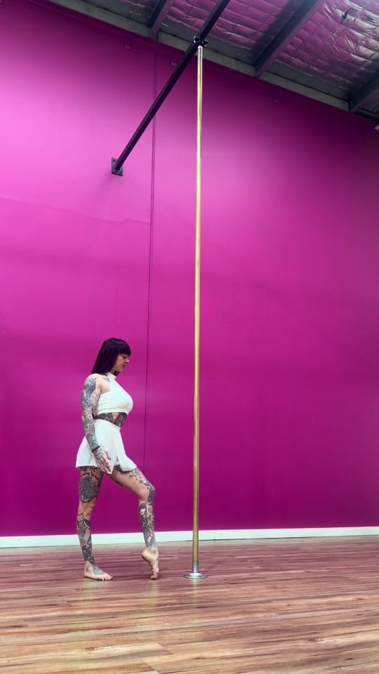 Post 1 by Bethany Finlay on TikTok (video)