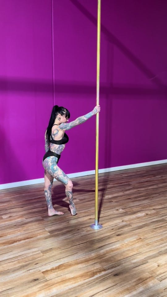 Post 2 by Bethany Finlay on TikTok (video)