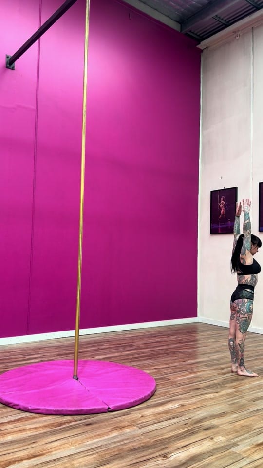 Post 4 by Bethany Finlay on TikTok (video)