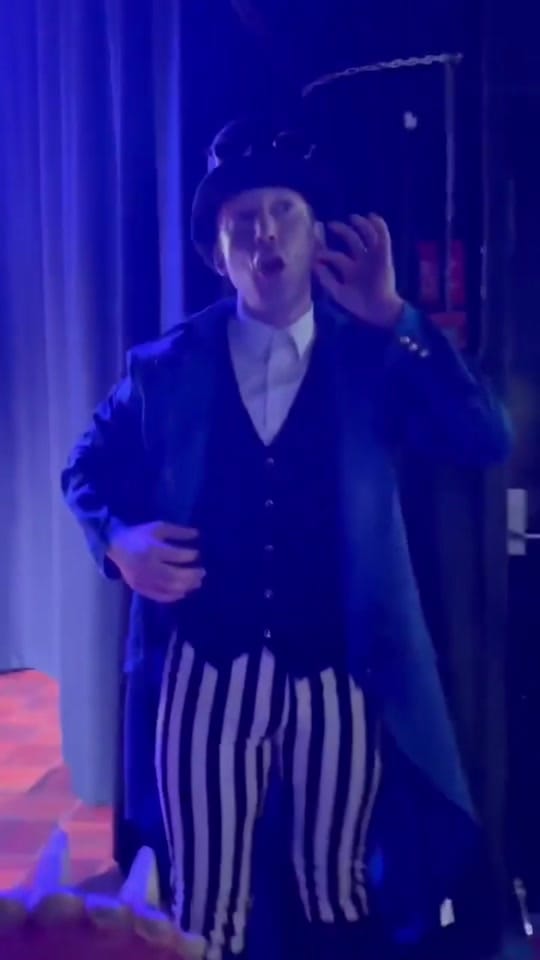 Post 3 by The Dino Maniacs on TikTok (video)