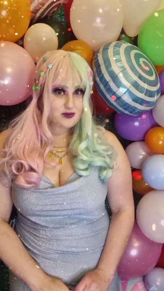 Post 7 by Blue on TikTok (video)
