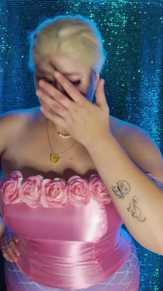 Post 9 by Blue on TikTok (video)