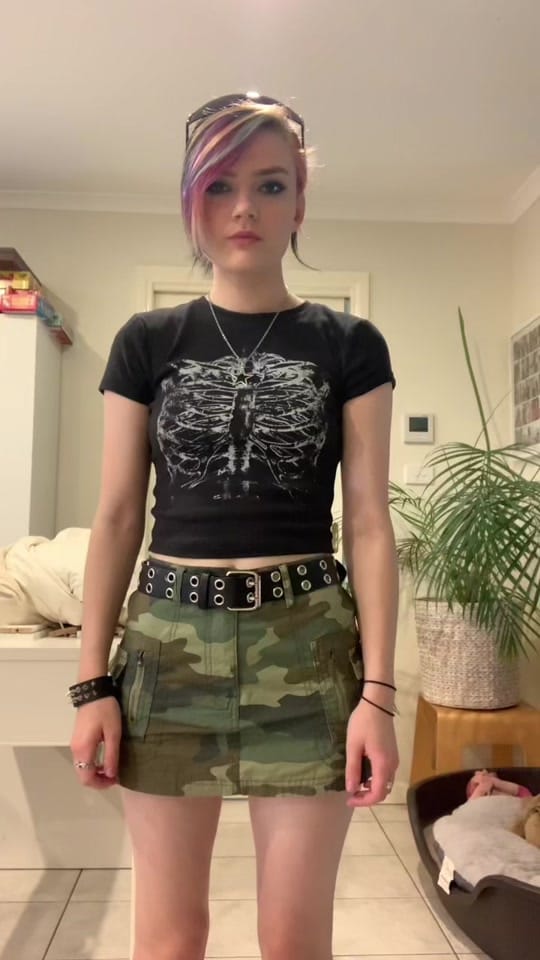 Post 6 by 🖤Ella🖤 on TikTok (video)