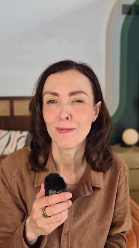 Post 8 by Dr Vanessa Hill on TikTok (video)
