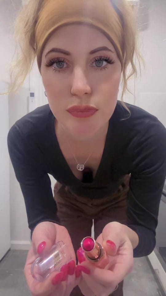Post 3 by Em on TikTok (video)
