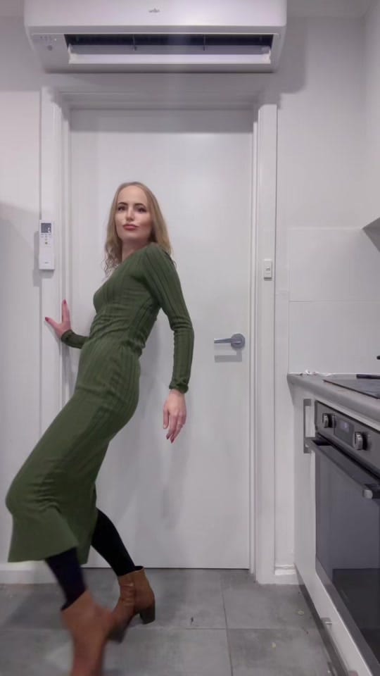 Post 1 by Em on TikTok (video)