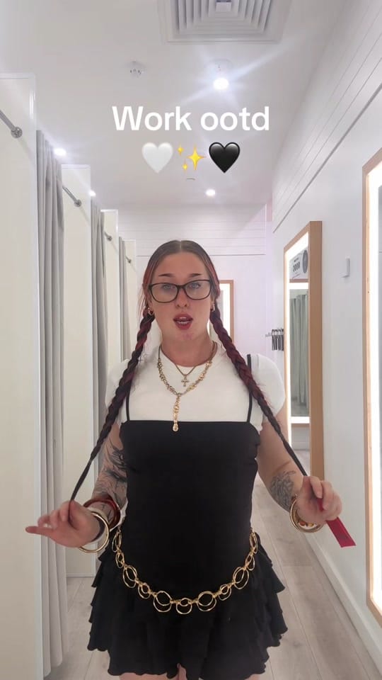 Post 5 by Louella🪬 on TikTok (video)