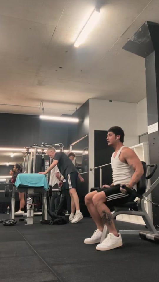Post 8 by Andrew🇵🇭🇦🇺 on TikTok (video)
