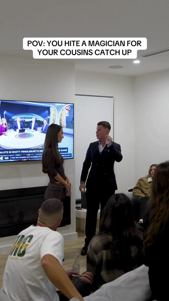 Post 6 by Lucas Kogaki Magic on TikTok (video)