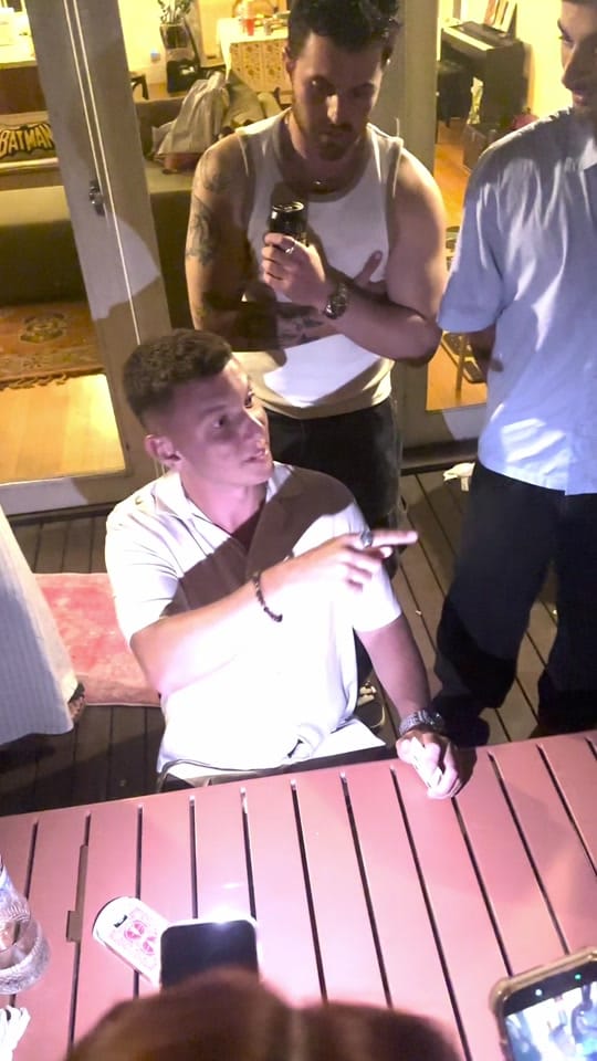 Post 7 by Lucas Kogaki Magic on TikTok (video)