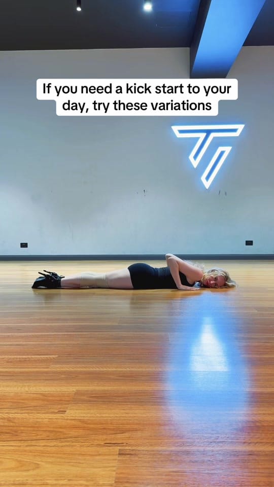Post 4 by Elle Blume on TikTok (video)