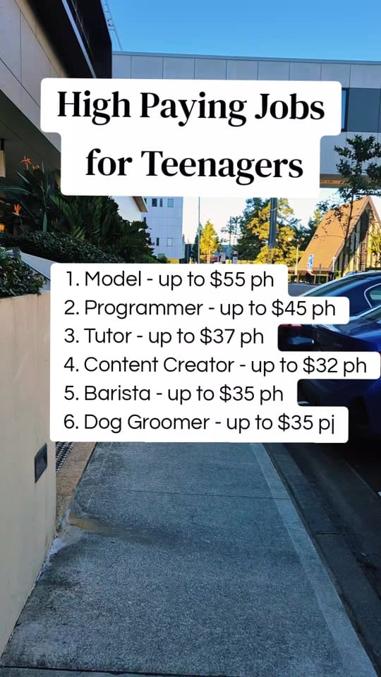 Post 3 by Realistic Careers 🇦🇺 on TikTok (video)