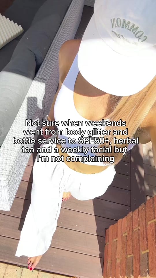 Post 4 by Lauren Brown on TikTok (video)