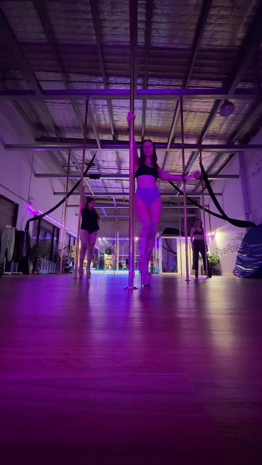 Post 2 by layla on TikTok (video)