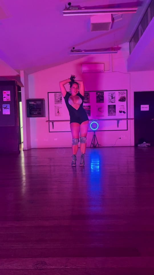 Post 7 by KrisMoskov on TikTok (video)