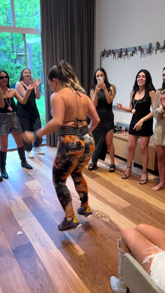Post 3 by KrisMoskov on TikTok (video)