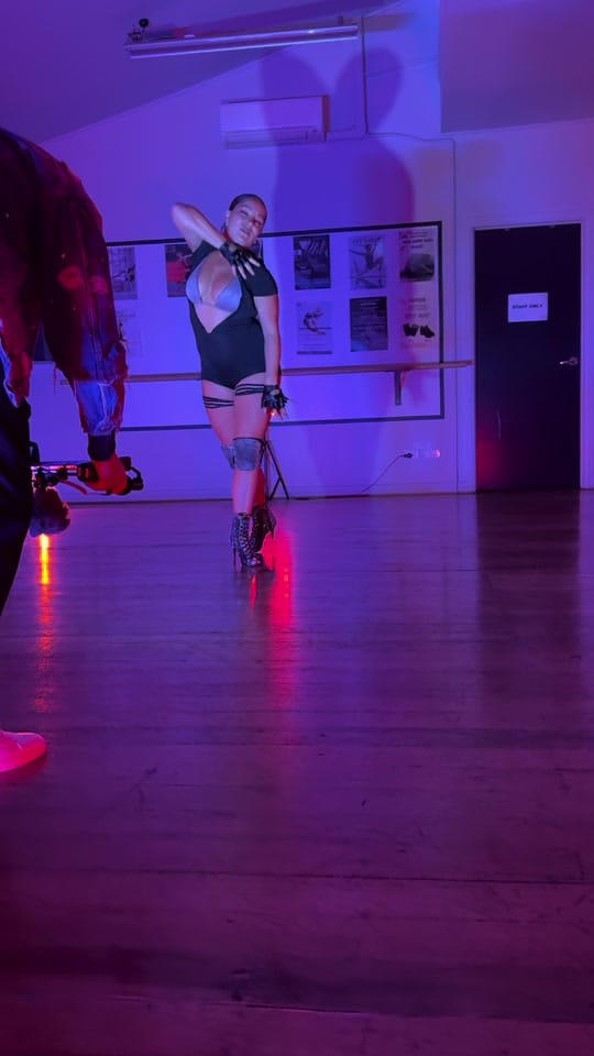 Post 6 by KrisMoskov on TikTok (video)