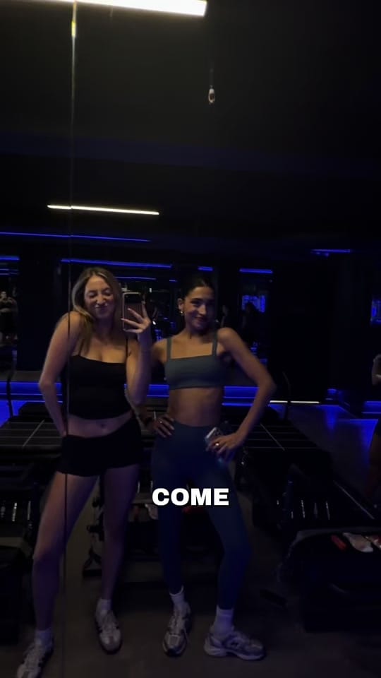 Post 1 by Sydney Mesher on TikTok (video)