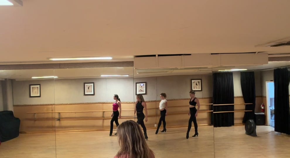 Post 6 by Sydney Mesher on TikTok (video)