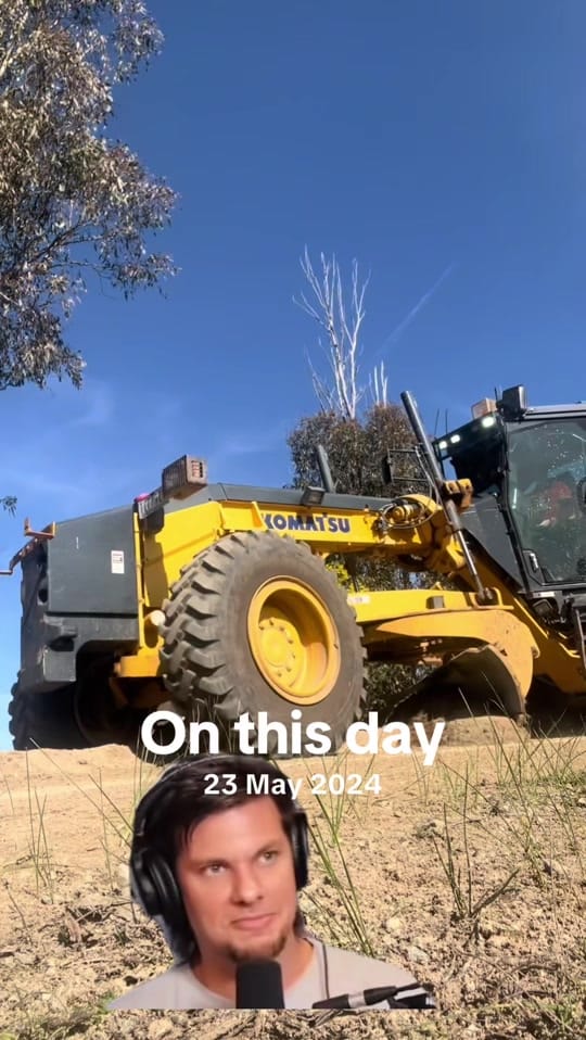 Post 1 by Aussiegraderoperator on TikTok (video)