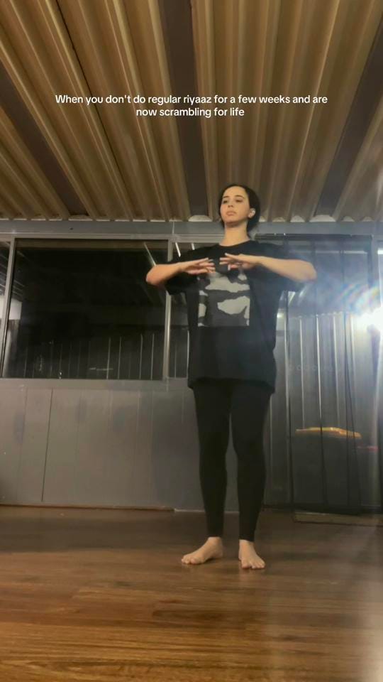 Post 4 by afreen💃 on TikTok (video)