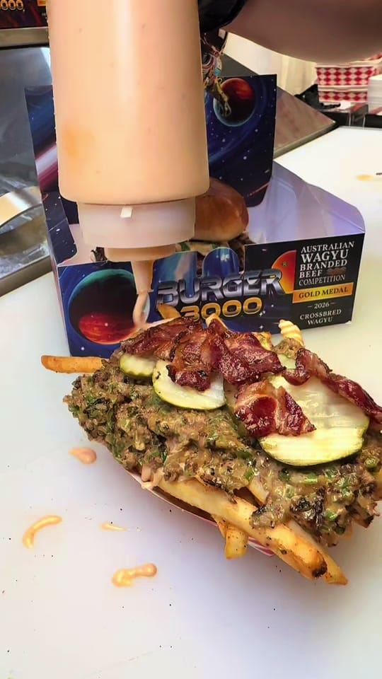 Post 7 by Burger 3000 on TikTok (video)