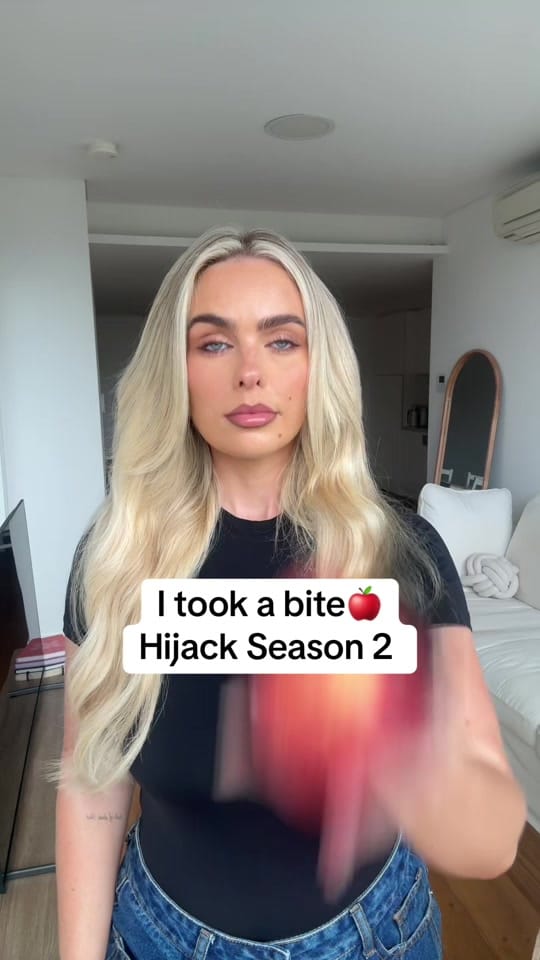 Post 3 by Sakara Bell on TikTok (video)