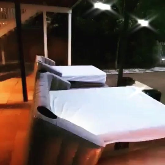 Post 10 by brisbanemovienights on TikTok (video)