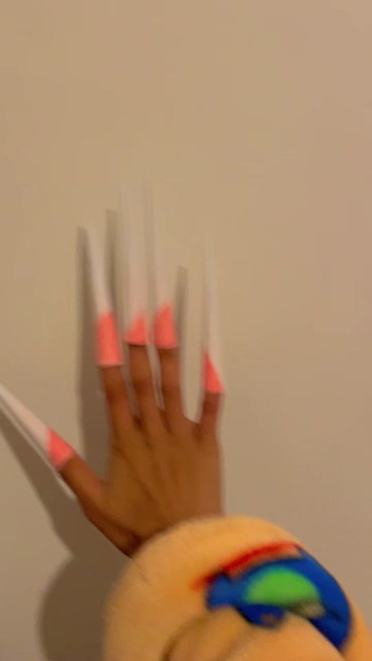 Post 5 by aesthetic.paper.nailz on TikTok (video)