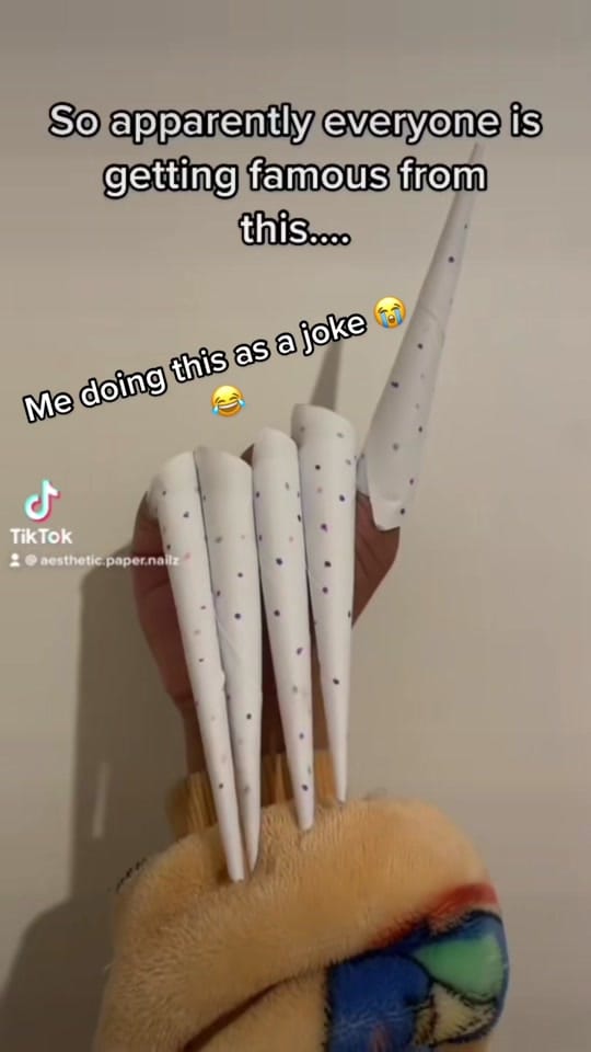 Post 3 by aesthetic.paper.nailz on TikTok (video)