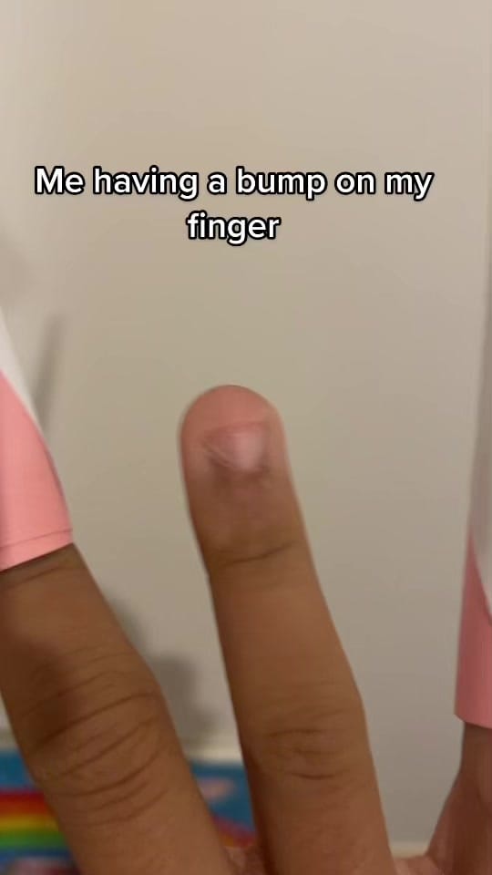 Post 4 by aesthetic.paper.nailz on TikTok (video)