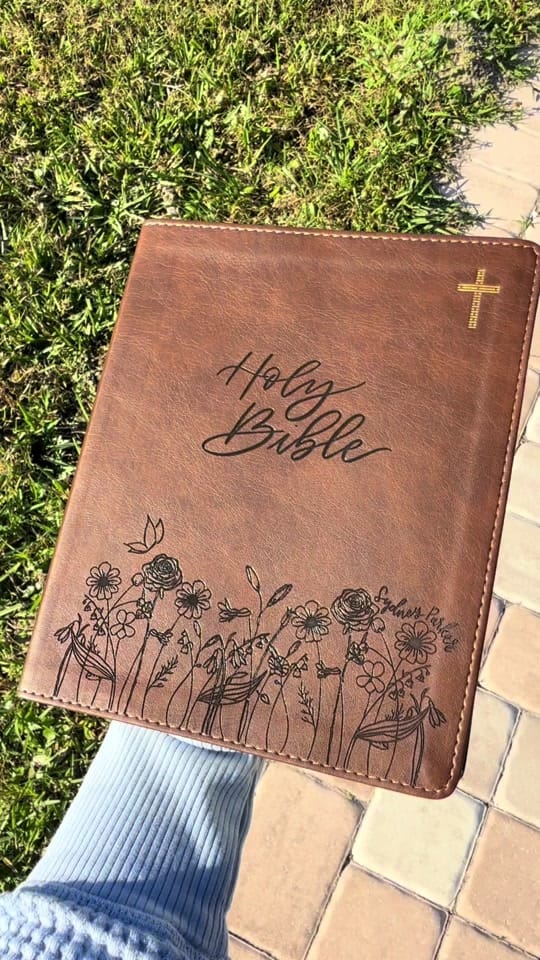 Post 3 by syd.parkerr on TikTok (video)