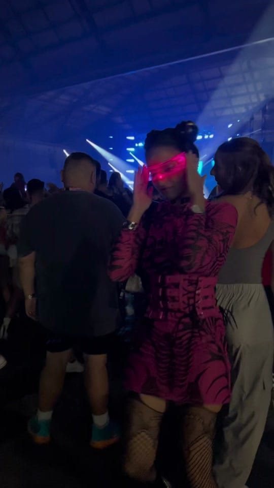 Post 3 by ShirinShirinak on TikTok (video)
