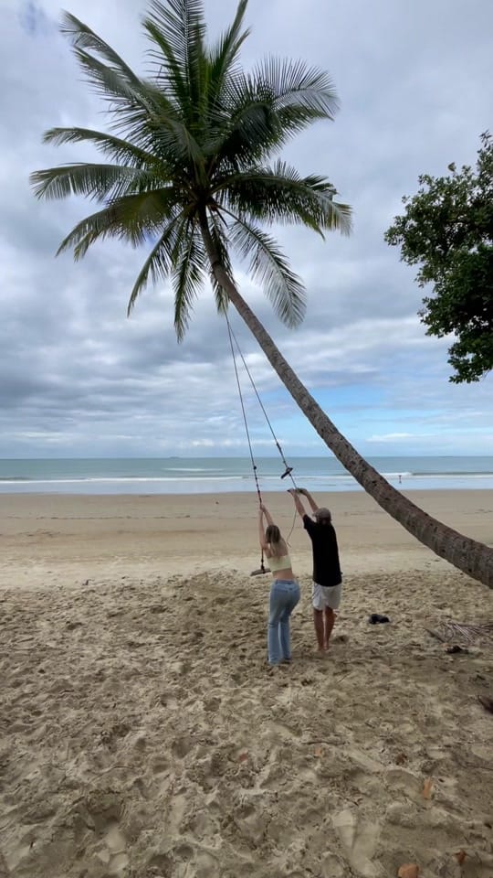 Post 10 by Reece & Chloe on TikTok (video)