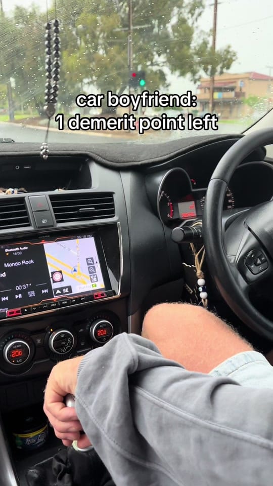 Post 7 by sstella on TikTok (video)