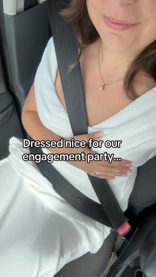 Post 2 by sstella on TikTok (video)