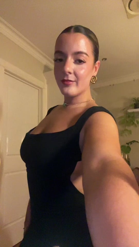 Post 9 by Ale on TikTok (video)